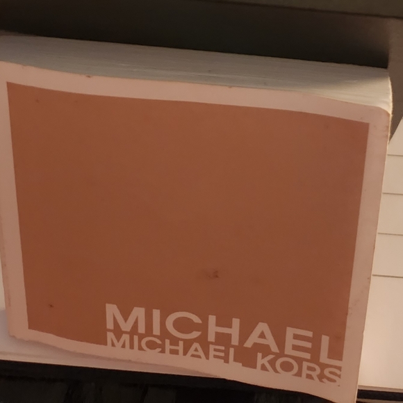 MK Watch - Picture 3 of 3